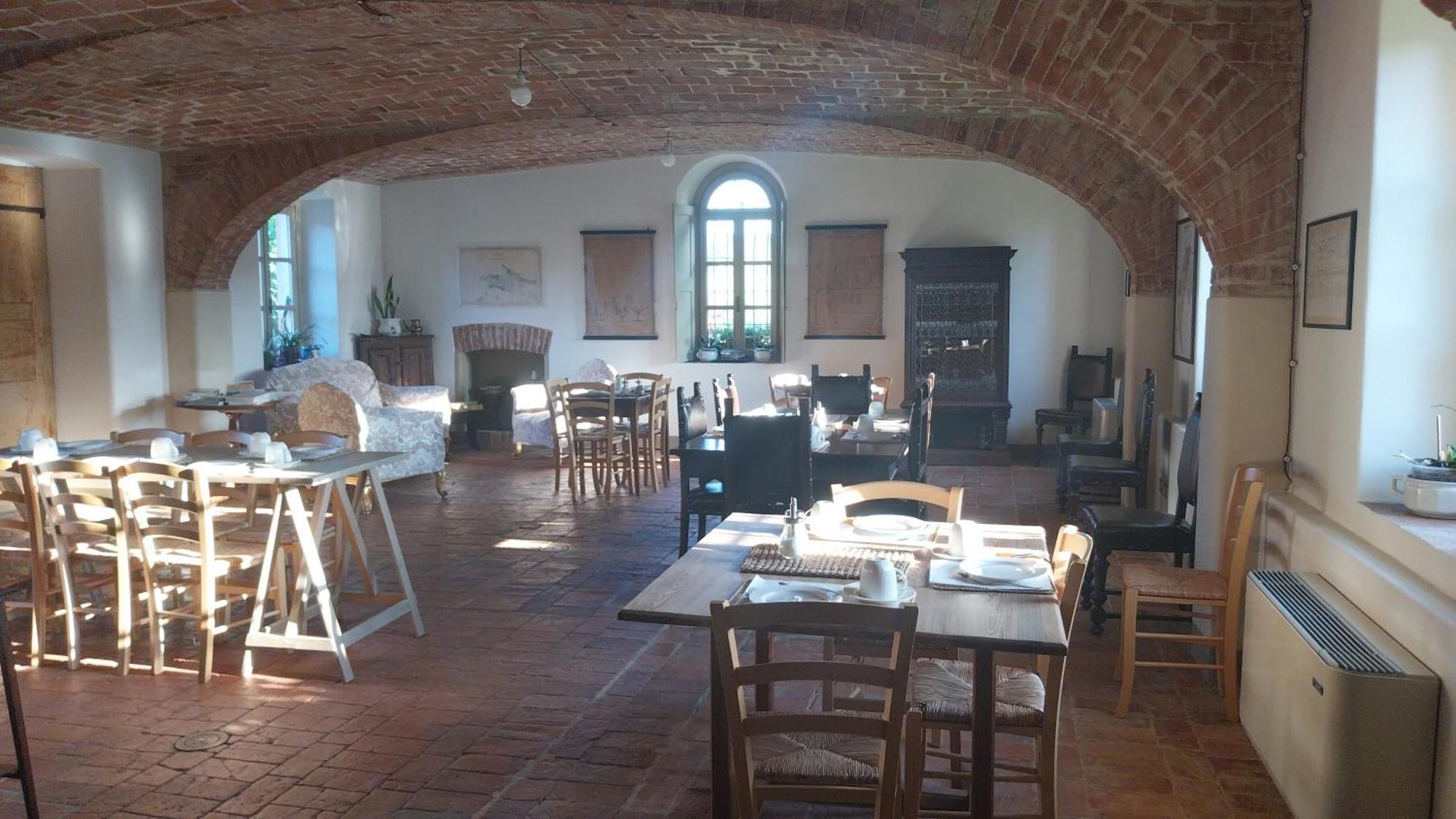 Tenuta Montanello B&B Castiglione Falletto Exterior foto